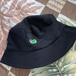 NWOT Black Kids Bucket Hat with Frog Patch